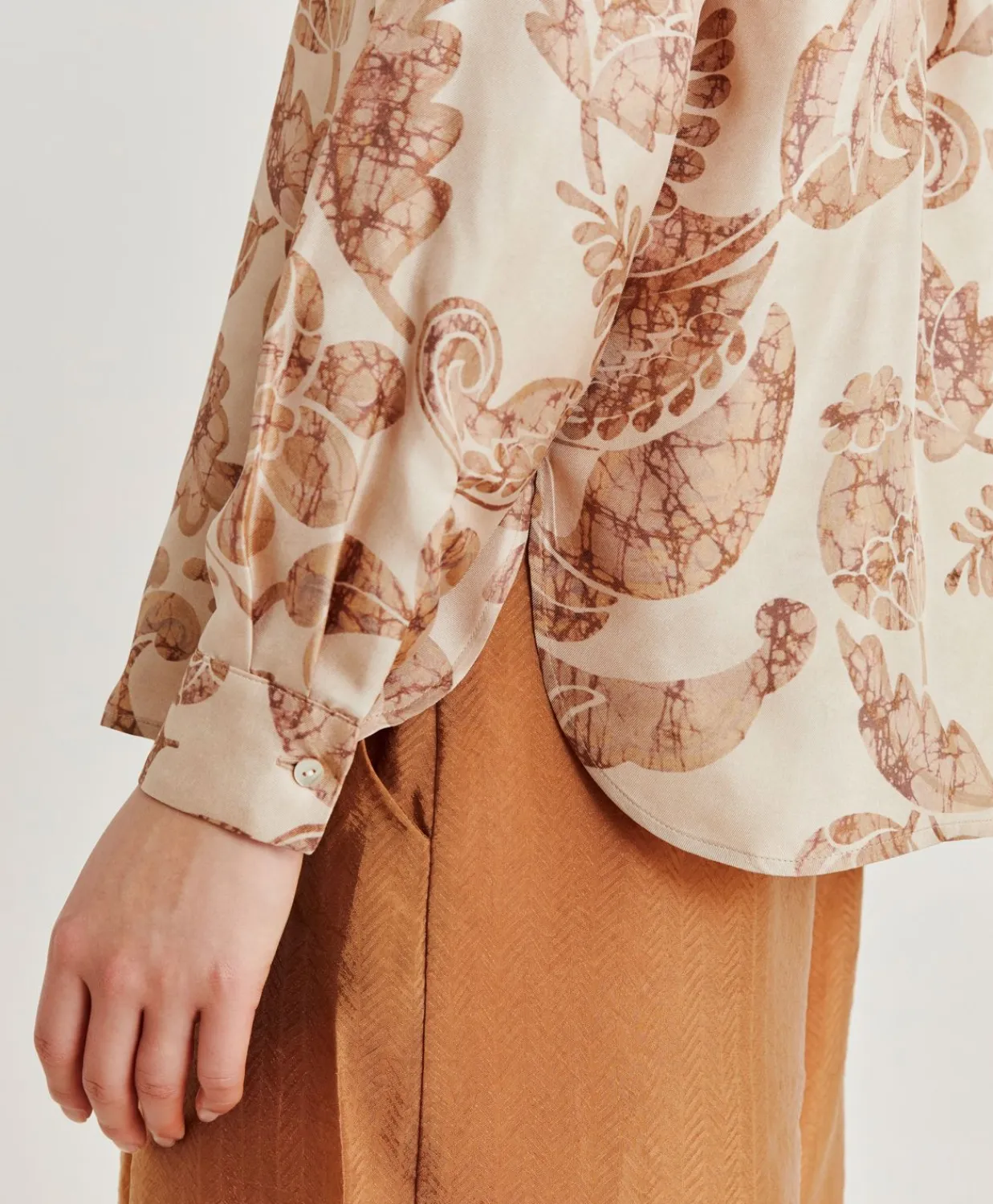 Donne Momonì Bluse E Camicie-Camicia Arles In Twill Di Seta - Cipria Multicolor