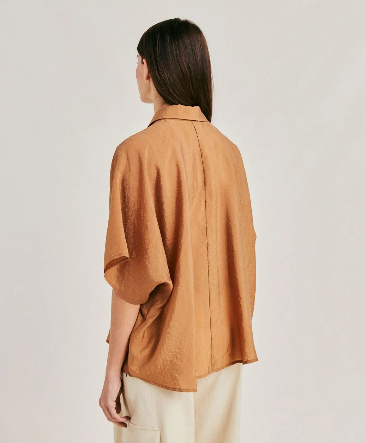 Donne Momonì Bluse E Camicie-Camicia Brooklyn In Cupro Jacquard - Liquirizia