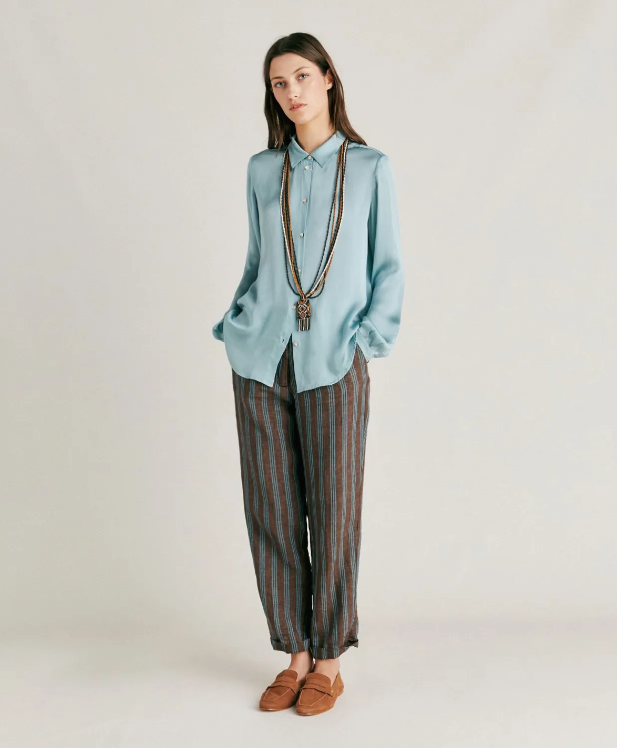 Donne Momonì Completi E Talleur-Camicia Meudon In Seta Unita - Ceruleo
