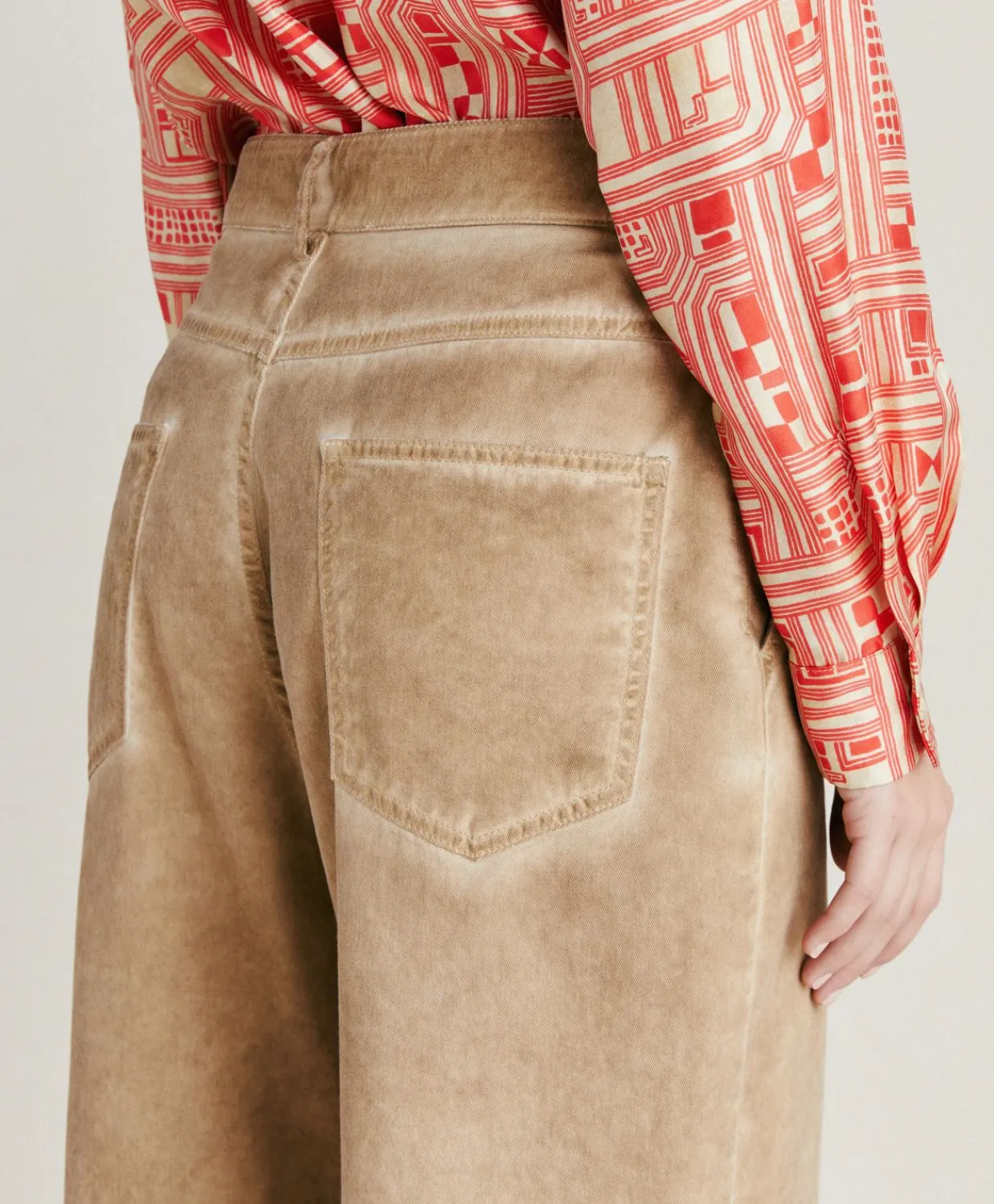 Donne Momonì Completi E Talleur-Pantaloni Fucsia Bis In Gabardina - Sabbia