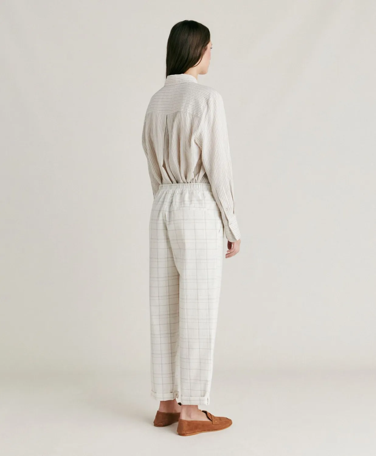Donne Momonì Completi E Talleur-Pantaloni Idaho In Check Seersucker - Panna/Fango