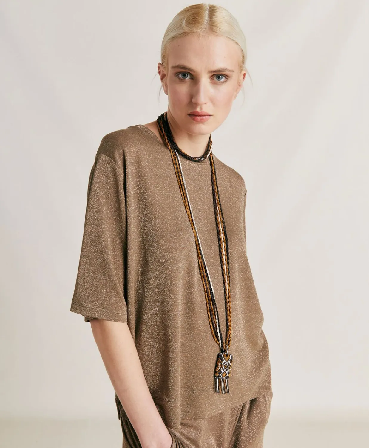 Donne Momonì T-Shirts E Top-Thirt Iora In Jersey Lurex - Fango